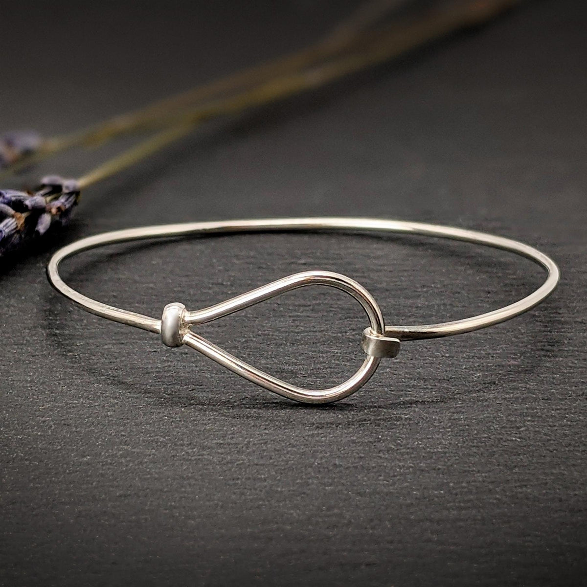 PRY シュウト Silver Hook Bangle [narrow]