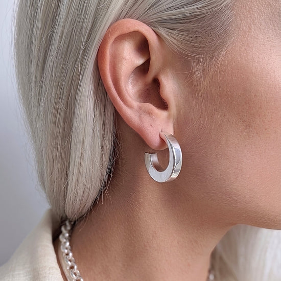 Sterling silver flat-edge tapered hoop earrings — 25mm chunky C-shape hoops