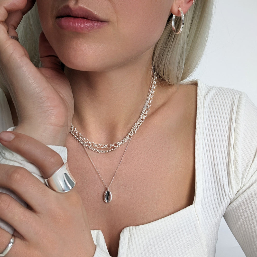 
                  
                    Sterling Silver Chunky Rolo Chain Short Choker Necklace
                  
                