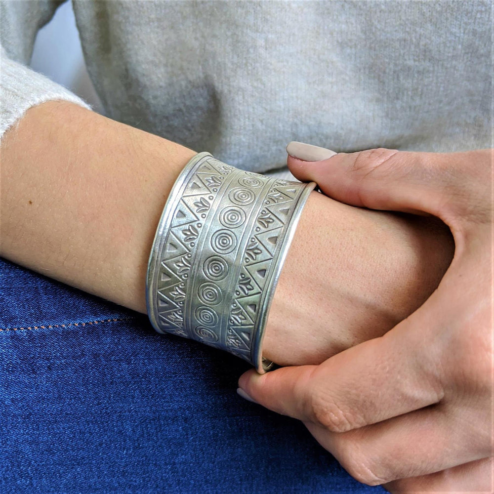 
                  
                    Hill Tribe Silver Wide Tribal Pattern Boho Concave Cuff Bangle
                  
                