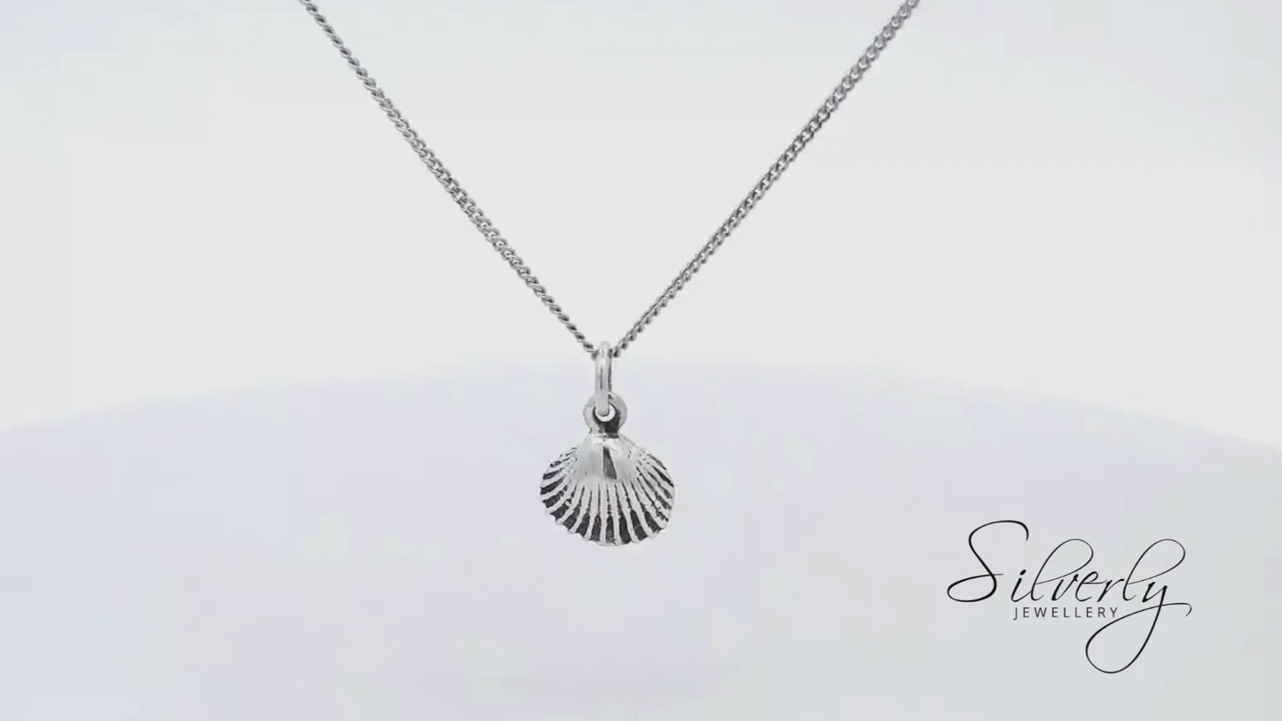 
                  
                    Load and play video in Gallery viewer, Sterling Silver Small Seashell Pendant Necklace Scallop Shell Charm
                  
                