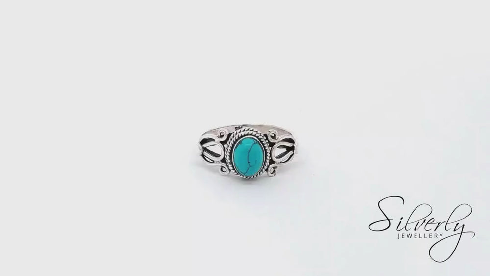 
                  
                    Load and play video in Gallery viewer, Sterling Silver Oval Turquoise Indian Vintage Style Bohemian Ring
                  
                