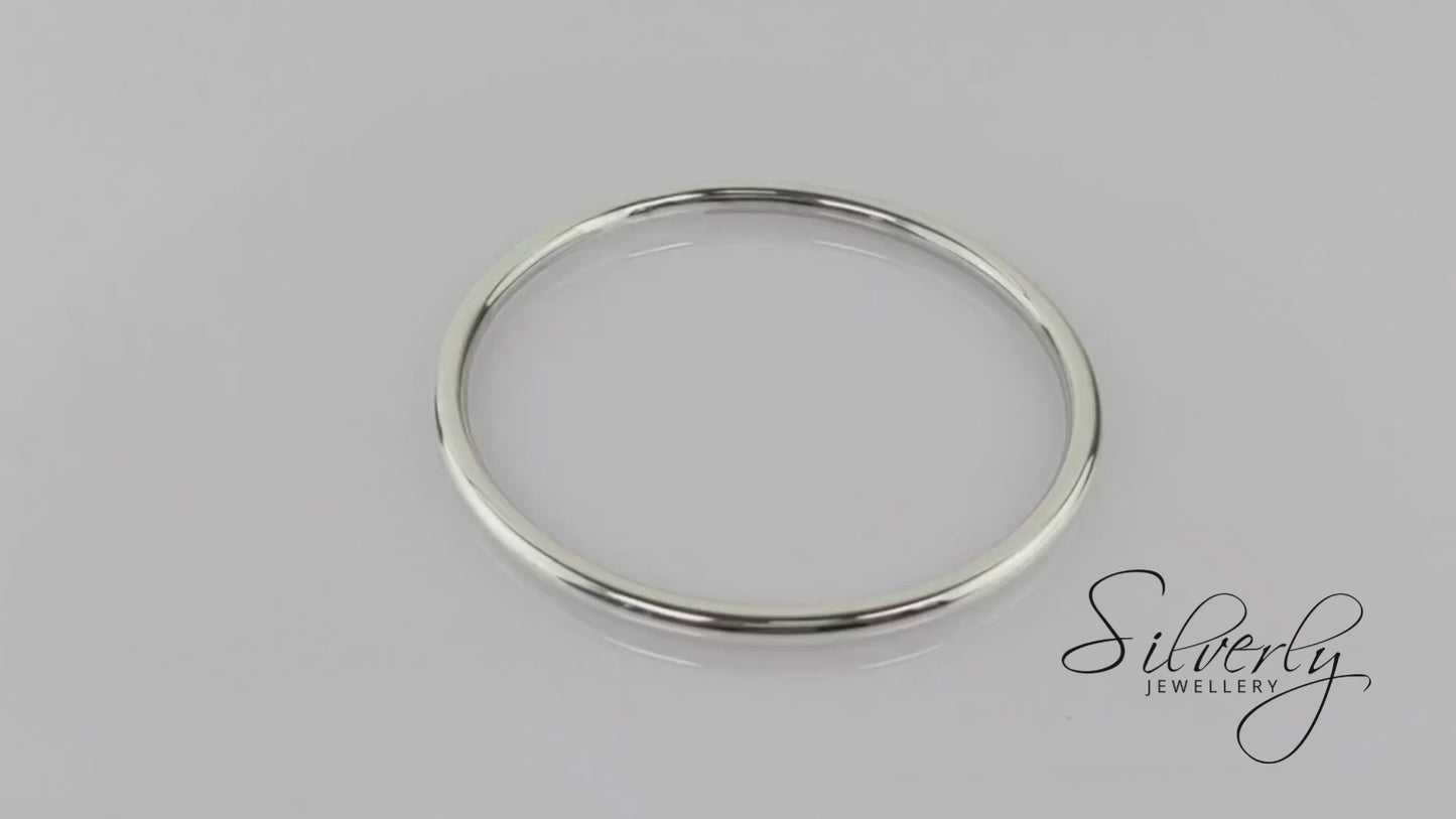 Sterling Silver Classic Plain Round Tube Stackable Closed Bangle