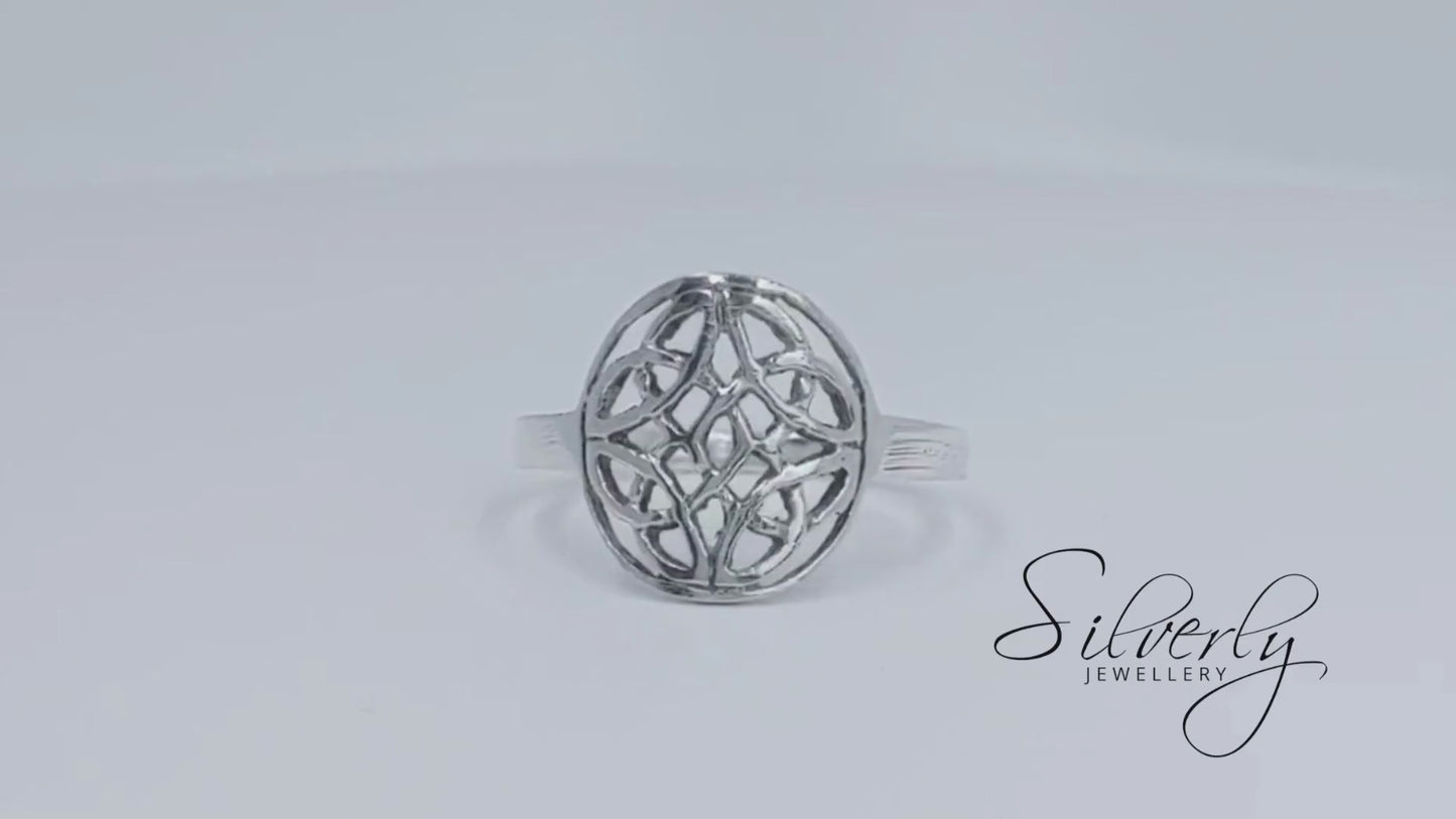 Sterling Silver Celtic Dara Knot Disc Ring With a Thin Band