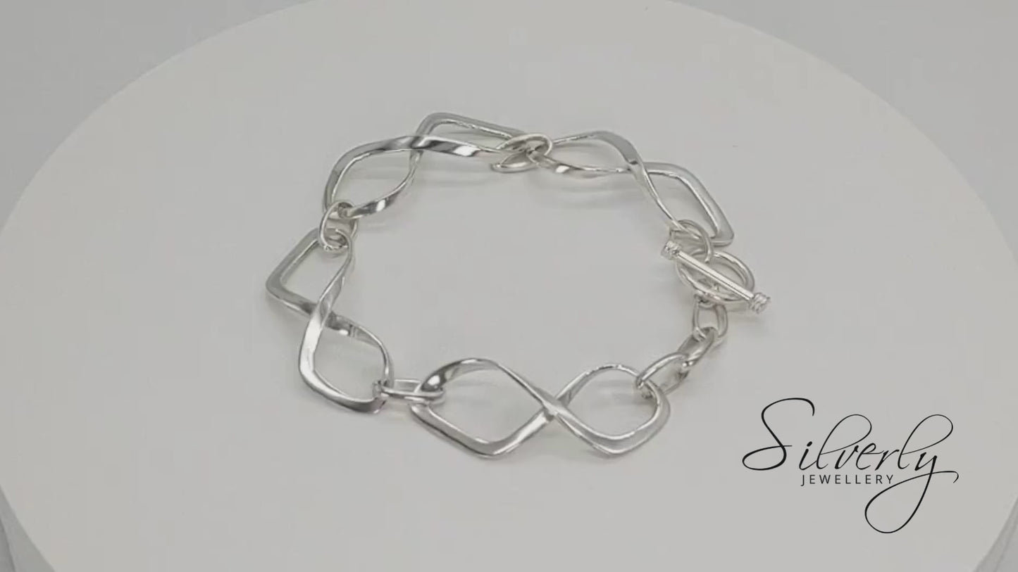 Sterling Silver Twisted Infinity Symbol Link Chain Bracelet With T-Bar Clasp