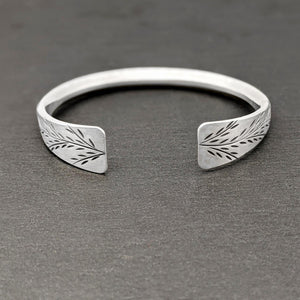 
                  
                    Karen Hill Tribe Silver Chunky Leaf Pattern Engraved Cuff Bangle
                  
                