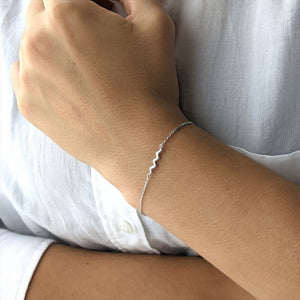 
                  
                    Sterling Silver Thin Zig Zag Chain Bracelet Minimalist Design
                  
                