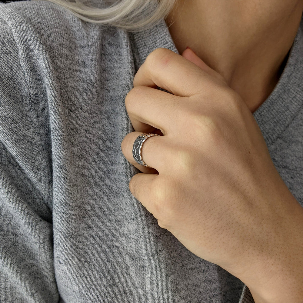 Sterling Silver Beach Stone Ring/Sea Stone Ring/Beach Pebble Ring/Beach shops Stone Jewelry/Black Stone Ring/Black and White Ring