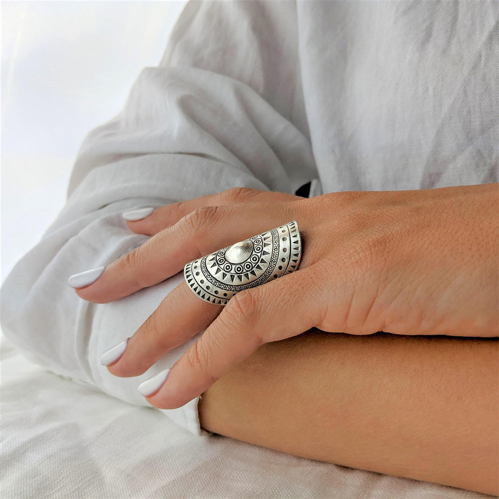
                  
                    Karen Hill Tribe Silver Disc Sun Motif Half-Finger Armour Ring
                  
                