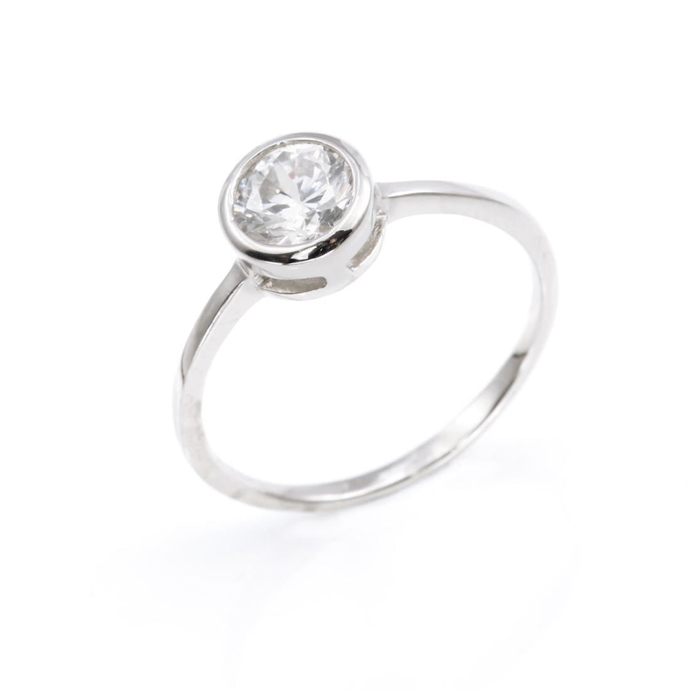 
                  
                    Sterling Silver 7 mm Round Cubic Zirconia Engagement Solitaire Ring
                  
                