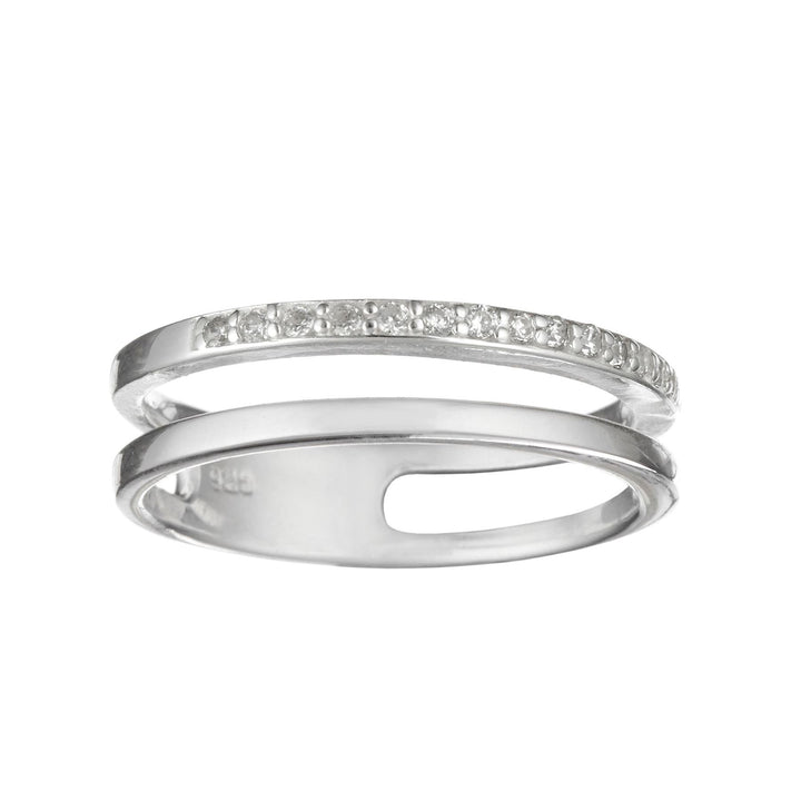Cubic zirconia double band ring in 925 sterling silver — 15 CZ stones in shared prong setting, 5mm wide