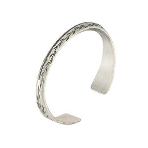 
                  
                    Karen Hill Tribe Silver Chunky Leaf Pattern Engraved Cuff Bangle
                  
                
