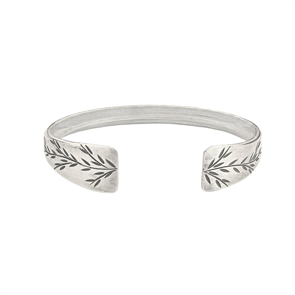 
                  
                    Karen Hill Tribe Silver Chunky Leaf Pattern Engraved Cuff Bangle
                  
                
