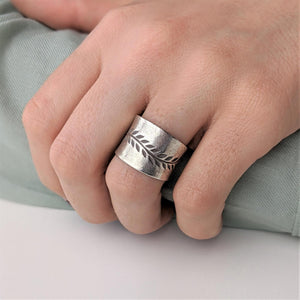 
                  
                    Karen Hill Tribe Silver Wide Engraved Leaf Vine Adjustable Ring
                  
                