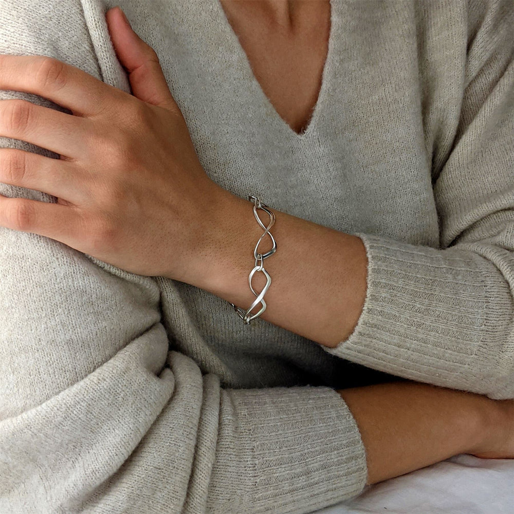 
                  
                    Sterling Silver Statement Twisted Infinity Symbol Chain Link Bracelet
                  
                