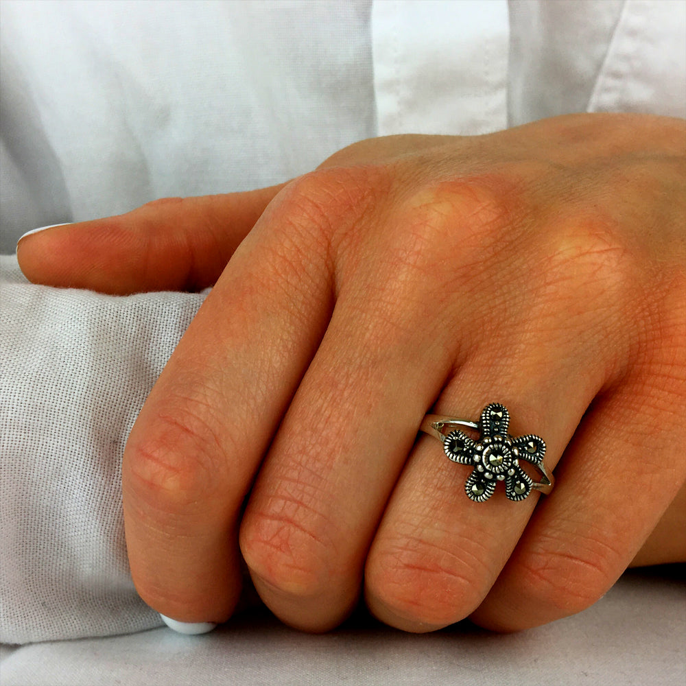 
                  
                    Sterling Silver Marcasite Daisy Flower Ring Cute Stackable Band
                  
                