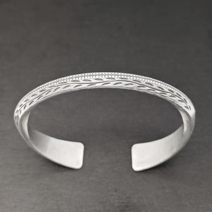 
                  
                    Karen Hill Tribe Silver Chunky Leaf Pattern Engraved Cuff Bangle
                  
                